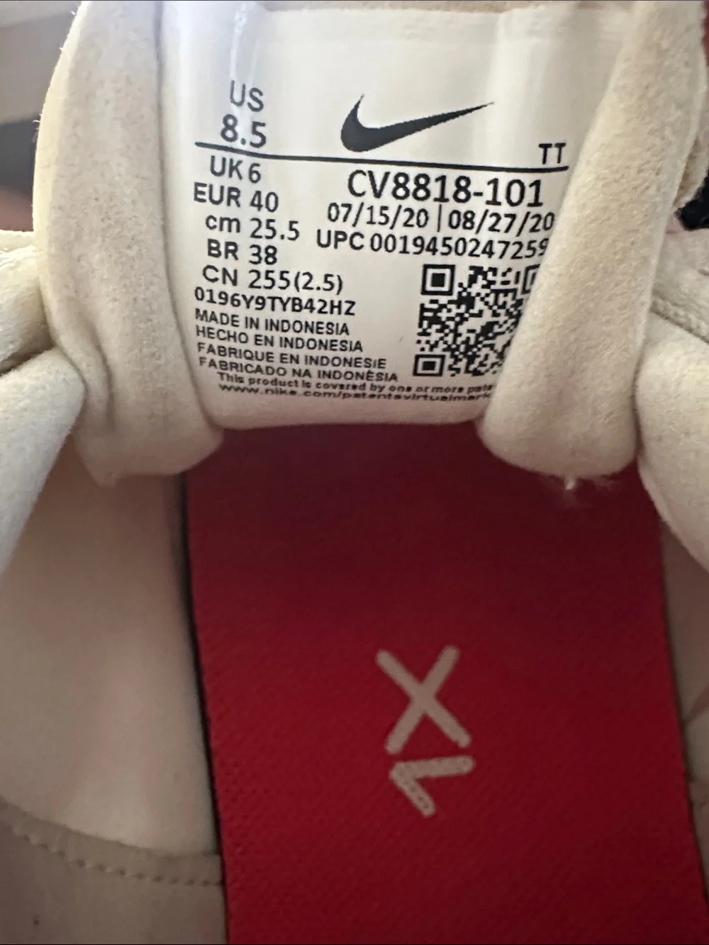 Nike air max 270 react summit White Sneakers with siren red accents - Picture 9 of 9